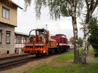 Schneefräse und Lok 199 872 nach Rückkehr aus Quedlinburg im Bahnhof Gernrode