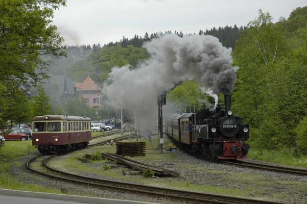 Doppelausfahrt im Bf Alexisbad
